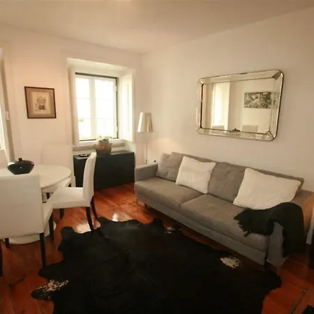 Charming 4 Bedroom In Apartamento Lisboa